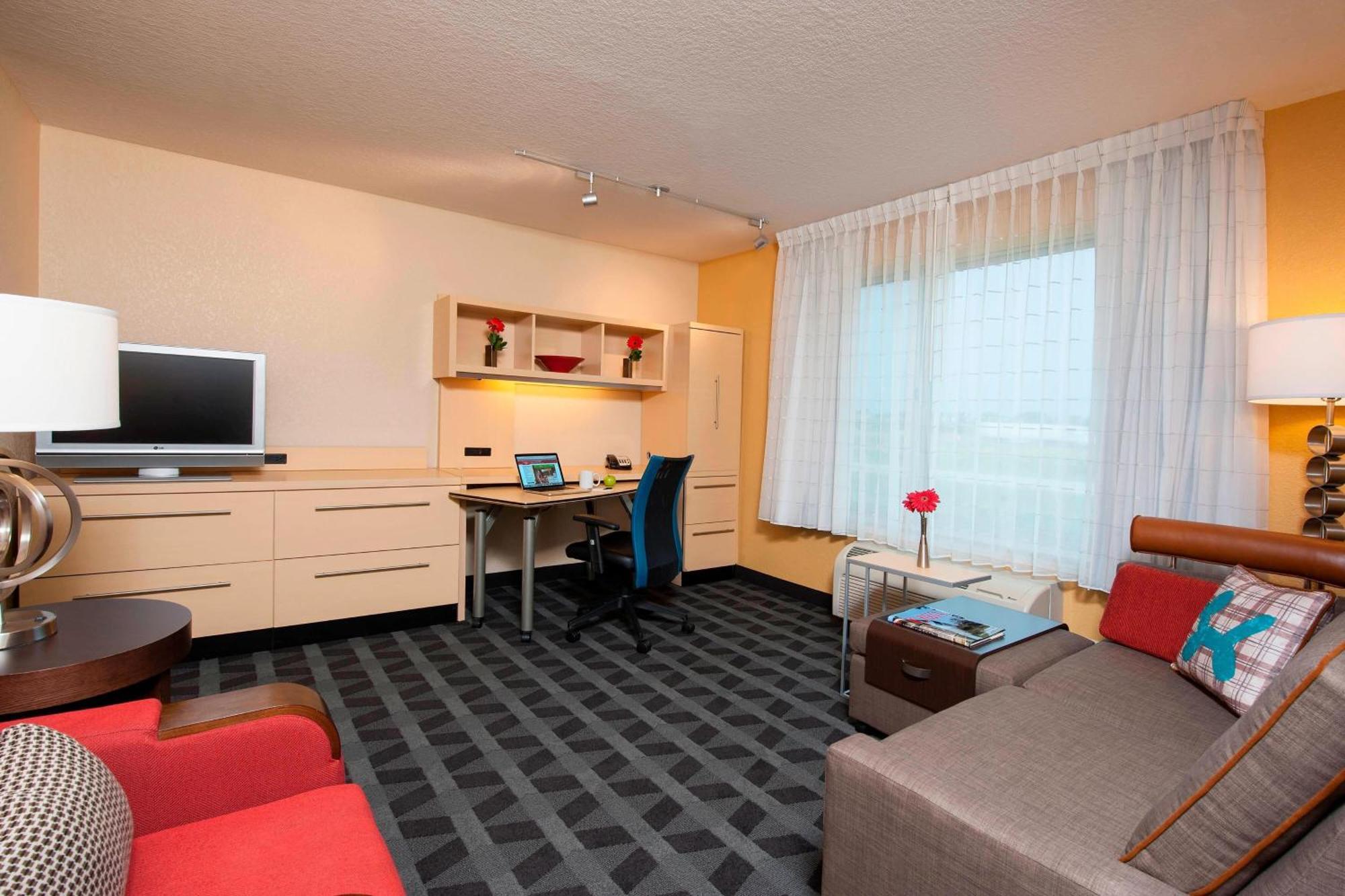 Towneplace Suites Des Moines Urbandale Джонстон Экстерьер фото
